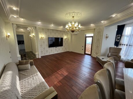 3 otaqlı yeni tikili - Şah İsmayıl Xətai m. - 155 m²