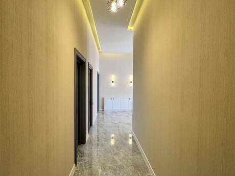 House with Garden, Villa For Sale