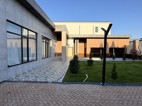 5 otaqlı həyət evi/bağ evi - Mərdəkan q. - 210 m²