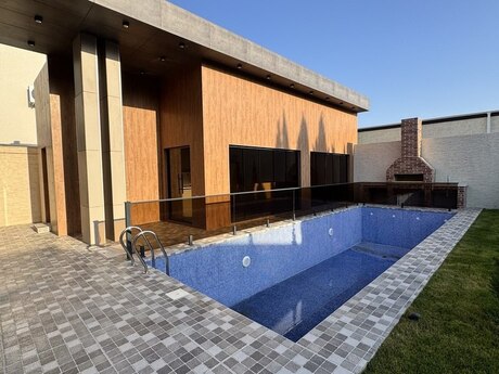 5 otaqlı həyət evi/bağ evi - Mərdəkan q. - 210 m²