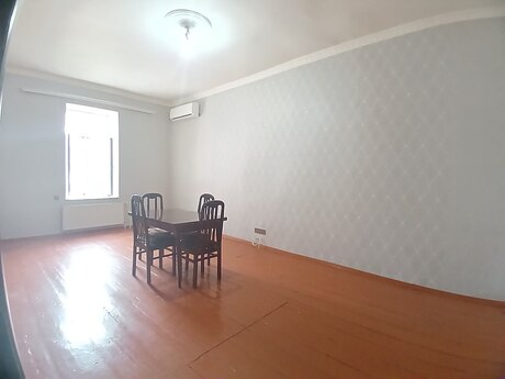 3 otaqlı həyət evi/bağ evi - Əmircan q. - 150 m²