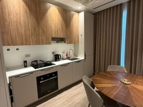 3 otaqlı yeni tikili - Xətai r. - 105 m²