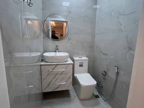 2 otaqlı yeni tikili - 9-cu mikrorayon q. - 98 m²