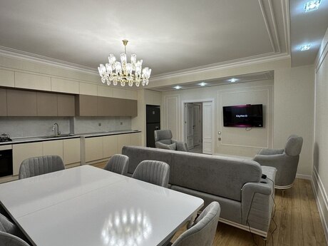4 otaqlı yeni tikili - Nərimanov r. - 190 m²