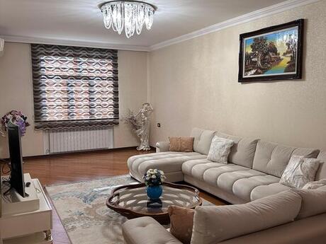 3 otaqlı yeni tikili - İnşaatçılar m. - 135.8 m²