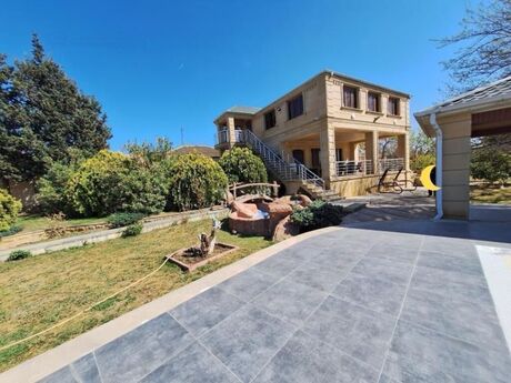 Elan №5576191 - Bakı, Novxanı q., 8 otaqlı, 300 m²