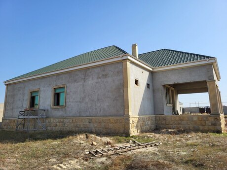 5 otaqlı həyət evi/bağ evi - Türkan q. - 350 m²