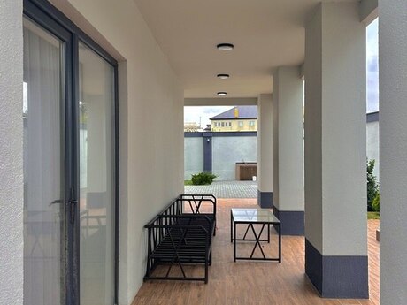 4 otaqlı həyət evi/bağ evi - Mərdəkan q. - 250 m²