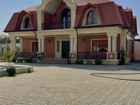 5 otaqlı həyət evi/bağ evi - Buzovna q. - 300 m²