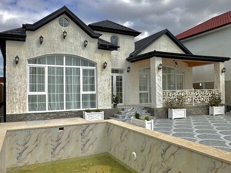 5 otaqlı həyət evi/bağ evi - Mərdəkan q. - 200 m²