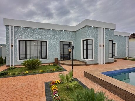 5 otaqlı həyət evi/bağ evi - Şüvəlan q. - 200 m²
