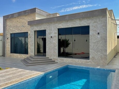4 otaqlı həyət evi/bağ evi - Mərdəkan q. - 200 m²