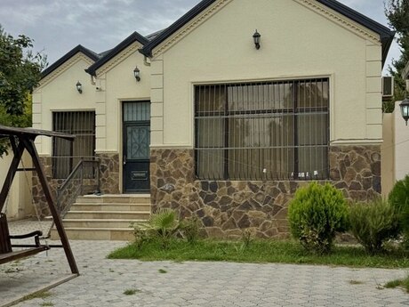 3 otaqlı həyət evi/bağ evi - Şüvəlan q. - 120 m²