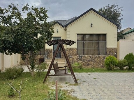 3 otaqlı həyət evi/bağ evi - Şüvəlan q. - 120 m²