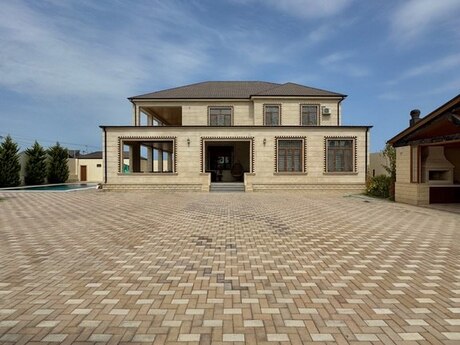 6 otaqlı həyət evi/bağ evi - Şüvəlan q. - 400 m²