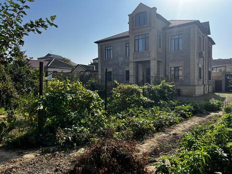 7 otaqlı həyət evi, 450 m², Bakıxanov: 600 000 ₼ 2