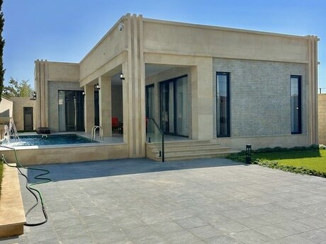 4 otaqlı həyət evi/bağ evi - Mərdəkan q. - 210 m²