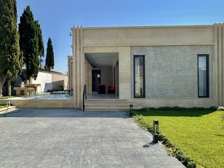 4 otaqlı həyət evi/bağ evi - Mərdəkan q. - 210 m²