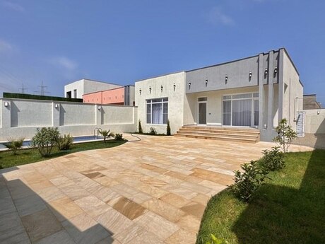 4 otaqlı həyət evi/bağ evi - Şüvəlan q. - 170 m²