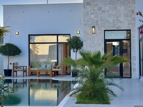 4 otaqlı həyət evi/bağ evi - Mərdəkan q. - 160 m²