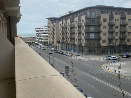 3 otaqlı yeni tikili - Ağ şəhər q. - 104 m²