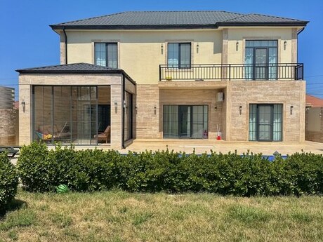 5 otaqlı həyət evi/bağ evi - Şüvəlan q. - 220 m²