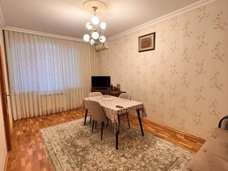 2 otaqlı köhnə tikili - Azadlıq Prospekti m. - 50 m²