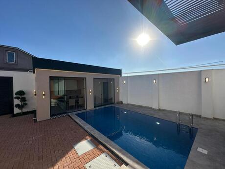 4 otaqlı həyət evi/bağ evi - Mərdəkan q. - 150 m²