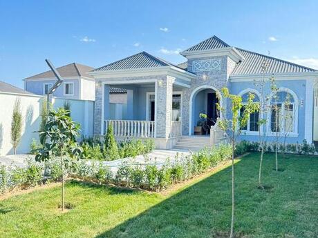 4 otaqlı həyət evi/bağ evi - Qala q. - 150 m²