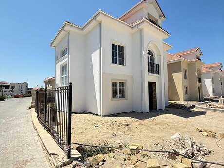 10 otaqlı həyət evi/bağ evi - Sea Breeze q. - 430 m²