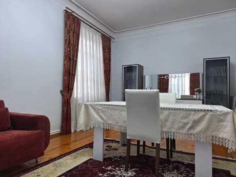 7-комн. дом/дача - пос. 20-й участок - 200 м²