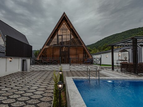 3 otaqlı həyət evi/bağ evi - Qəbələ - 175 m²