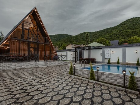 3 otaqlı həyət evi/bağ evi - Qəbələ - 175 m²