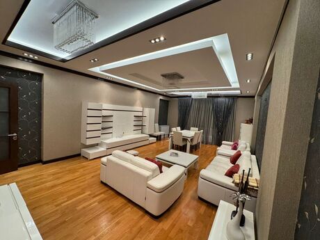 4 rooms · 212 m² · floor 12/18, Elmlər Akademiyası