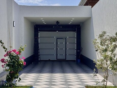 4 otaqlı həyət evi/bağ evi - Mərdəkan q. - 140 m²