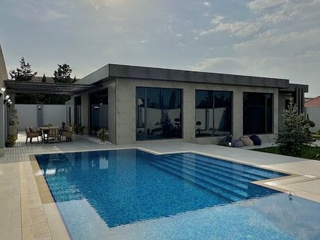 4 otaqlı həyət evi/bağ evi - Şüvəlan q. - 230 m²