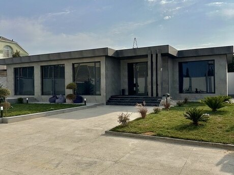 4 otaqlı həyət evi/bağ evi - Şüvəlan q. - 230 m²