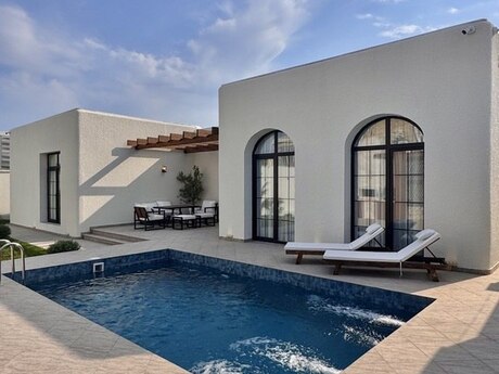 4 otaqlı həyət evi/bağ evi - Mərdəkan q. - 180 m²