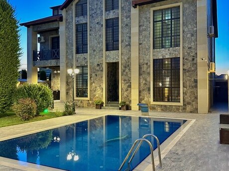 6 otaqlı həyət evi/bağ evi - Mərdəkan q. - 480 m²