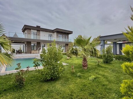5 otaqlı həyət evi/bağ evi - Şüvəlan q. - 354 m²