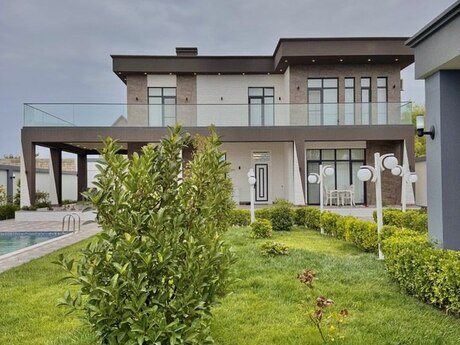 5 otaqlı həyət evi/bağ evi - Şüvəlan q. - 354 m²