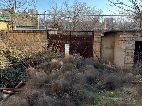 6 otaqlı həyət evi/bağ evi - Qaraçuxur q. - 425 m²