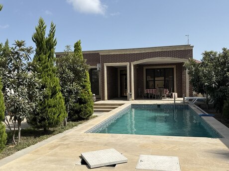 4 otaqlı həyət evi/bağ evi - Mərdəkan q. - 250 m²