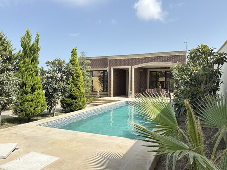 4 otaqlı həyət evi/bağ evi - Mərdəkan q. - 250 m²