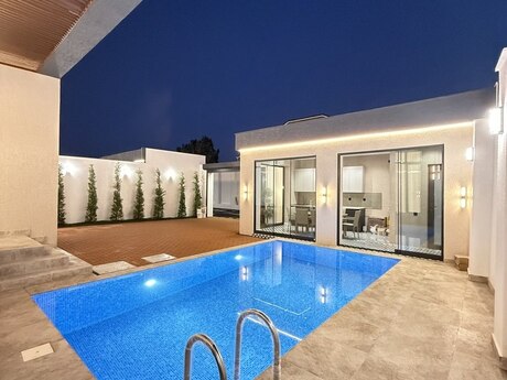 4 otaqlı həyət evi/bağ evi - Mərdəkan q. - 160 m²