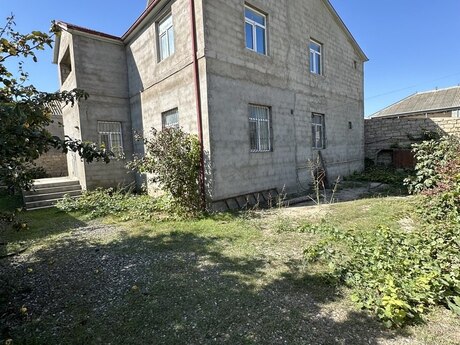 7 otaqlı həyət evi, 280 m², Binə: 104 000 ₼ 2