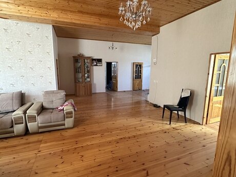 7 otaqlı həyət evi, 280 m², Binə: 104 000 ₼ 5