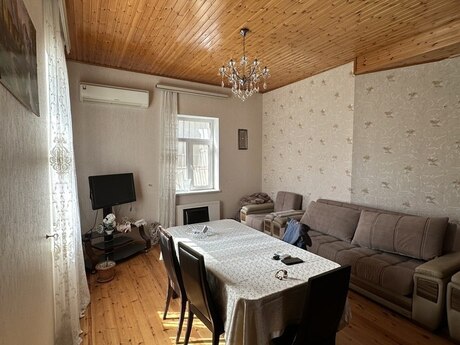 7 otaqlı həyət evi, 280 m², Binə: 104 000 ₼ 4
