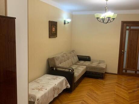 3 otaqlı köhnə tikili - İçəri Şəhər m. - 80 m²