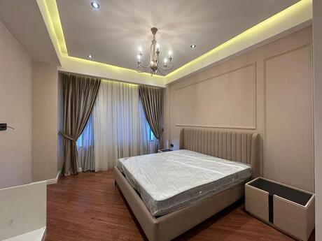 3 otaqlı yeni tikili - Ağ şəhər q. - 130 m²